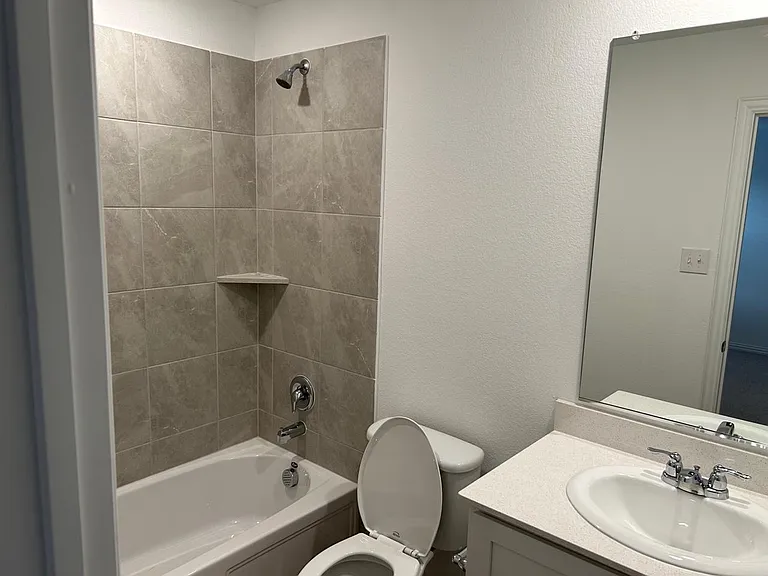 2517 Maplehurst Dr — Photo 17