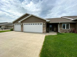 802 19th St S, Brookings, SD 57006