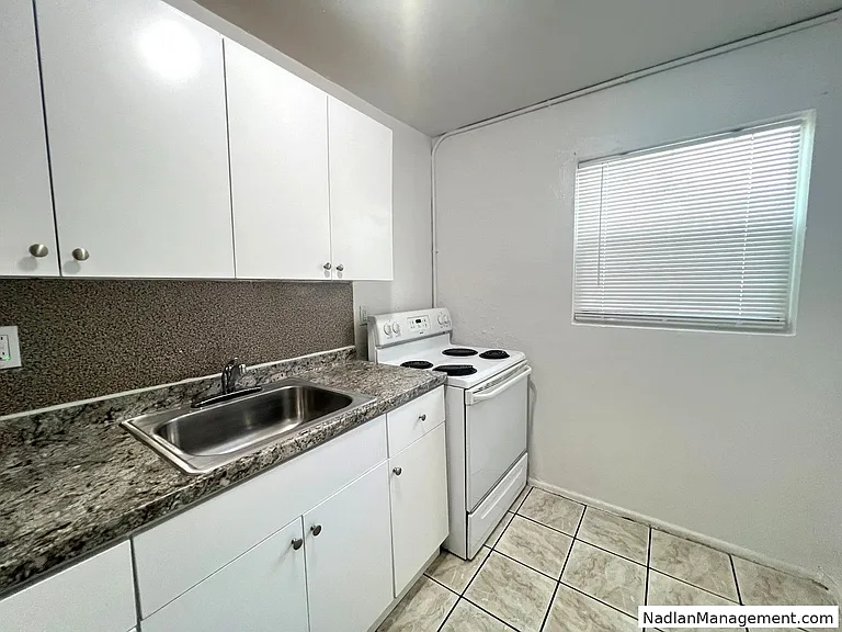 1948 NW 2nd Ct — Photo 2