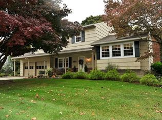 2991 Manor St, Yorktown Heights, NY 10598