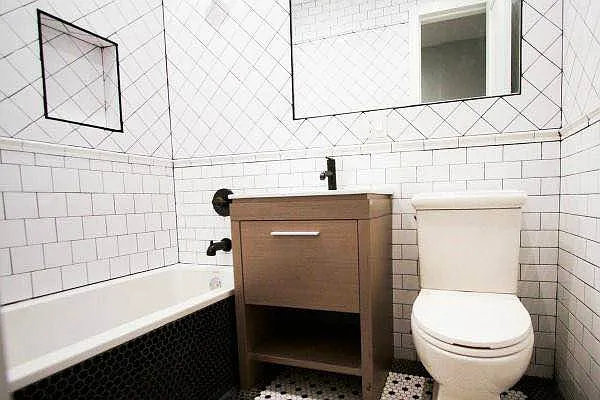 Rented by Yup Realty LLC | media 23