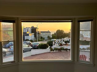 315 24th St, Hermosa Beach, CA 90254