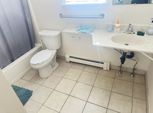 9A Moss Ave #12, Danbury, CT 06810