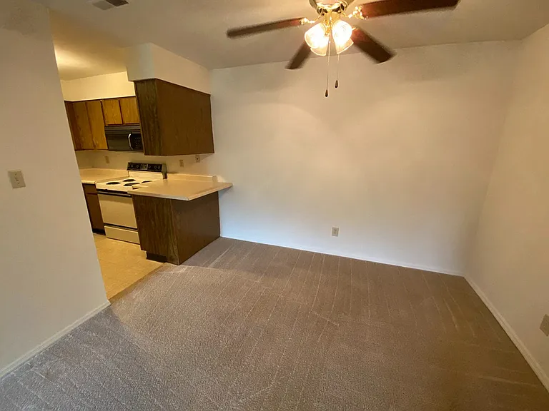 Summit Pointe — Photo 18