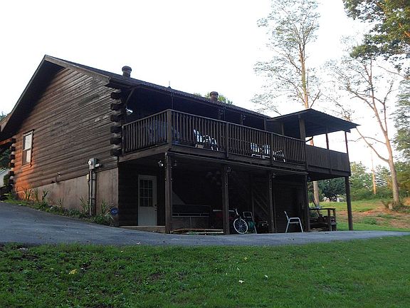 3rd image of 335 Beaver Mound Cir