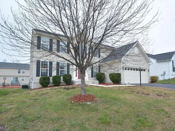 16393 Topsail Ln, Woodbridge, VA 22191