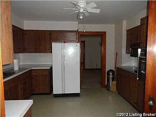 5th image of 5600 Barrett Ln