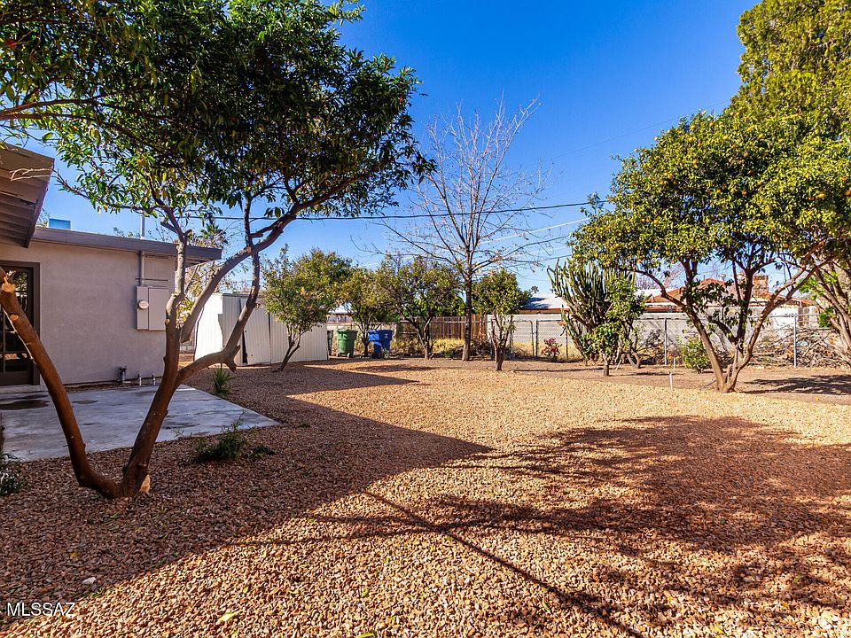 2nd image of 8421 E Malvern Pl