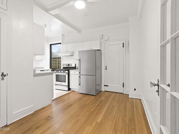 3rd image of 825 W End Ave #11-D