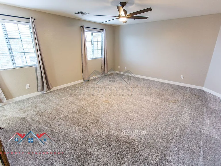 23658 S 210th Pl — Photo 34