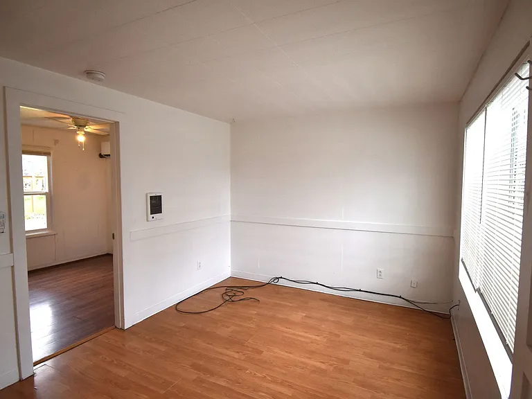 1174 Hiatt St — Photo 6