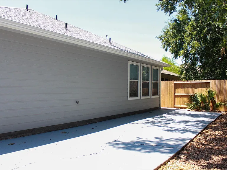 16945 Scenic Knl — Photo 21