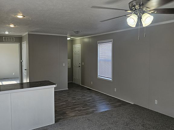 2nd image of 682 Walnut St