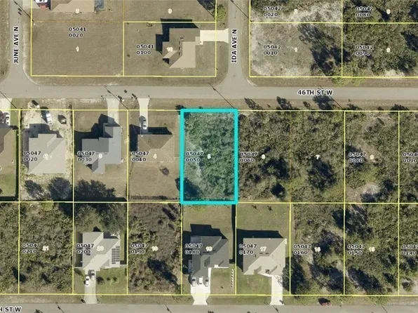 2813 46th St W, Lehigh Acres, FL 33971