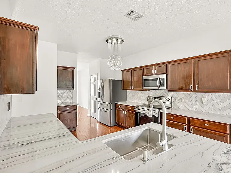 7296 Autumn Crossing Way — Photo 22