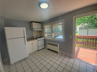 72 Soundview St FLOOR 2, Pt Chester, NY 10573