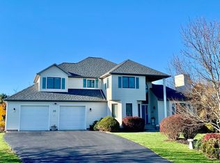 15 Chelsea Dr, Horseheads, NY 14845