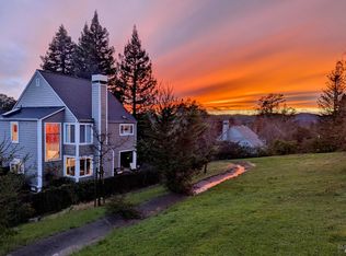 1337 Creekside Ct, Healdsburg, CA 95448