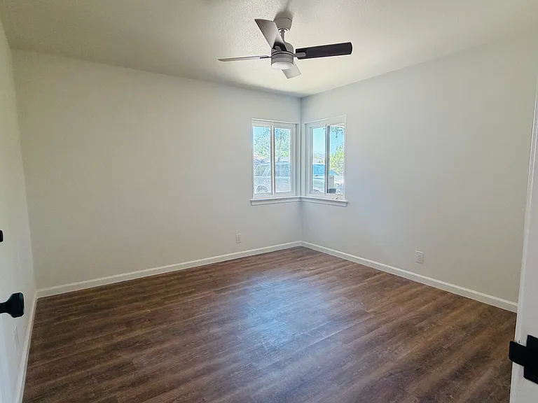 1481 Balboa St — Photo 8