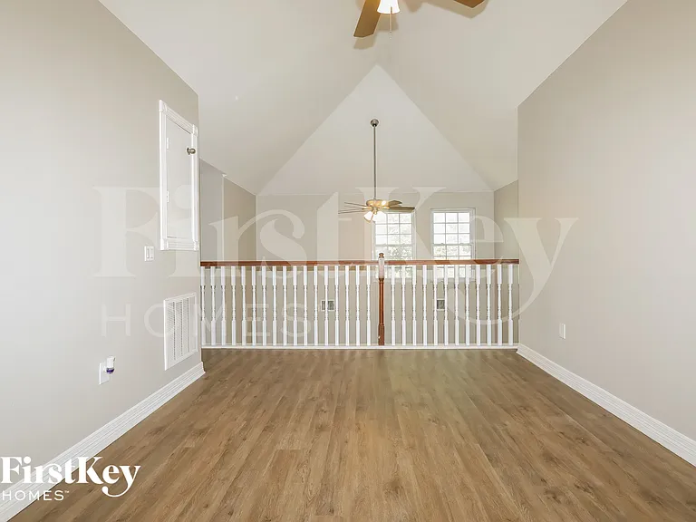 11730 Twain Dr — Photo 7