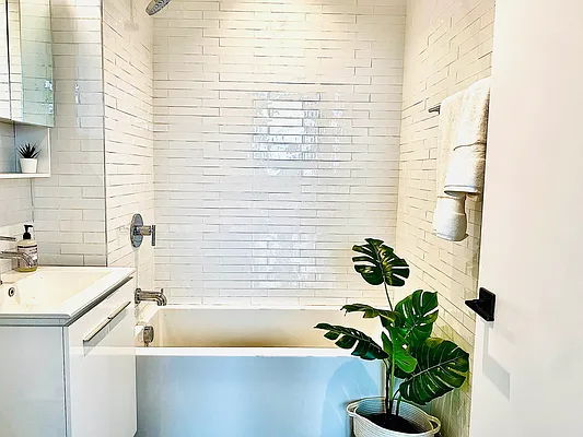 Rented by Compass | media 12