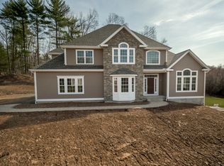 16 Hawthorne Ln, Rocky Hill, CT 06067