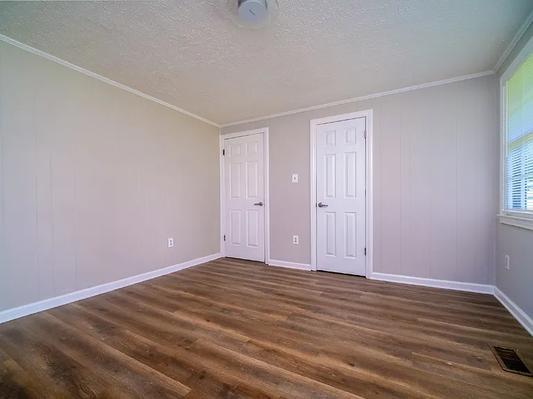 2017 Redwood Cir — Photo 38