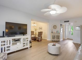 3810 Via Poinciana APT 402, Lake Worth, FL 33467