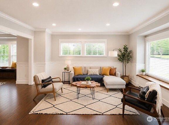3rd image of 3001 N Proctor Street