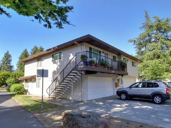 1730 Fremont Ct APT 4, Davis, CA 95618