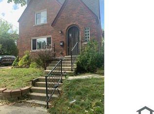 11 Mohawk Rd, Pontiac, MI 48341