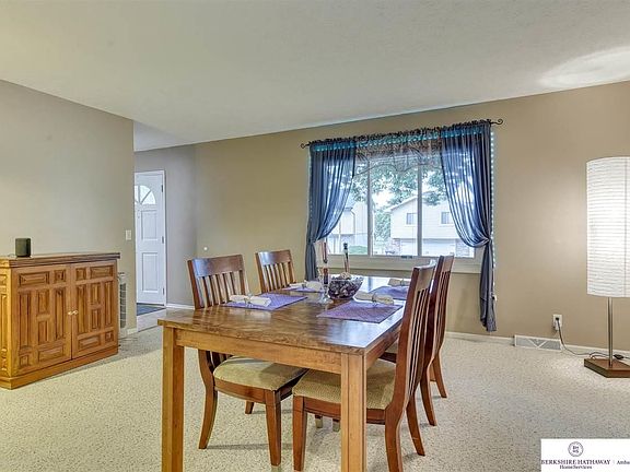 5th image of 5708 N 115th Cir