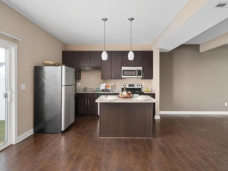 6188 Brassie Ave #404 — Photo 7