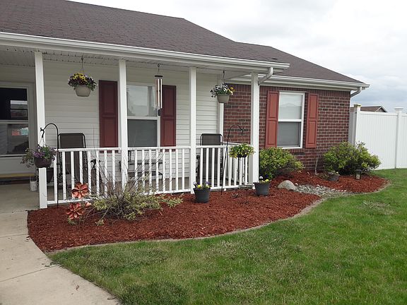 Front flower bed