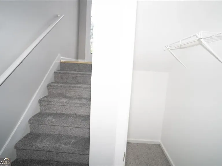 52 Fieldstone Ct — Photo 19