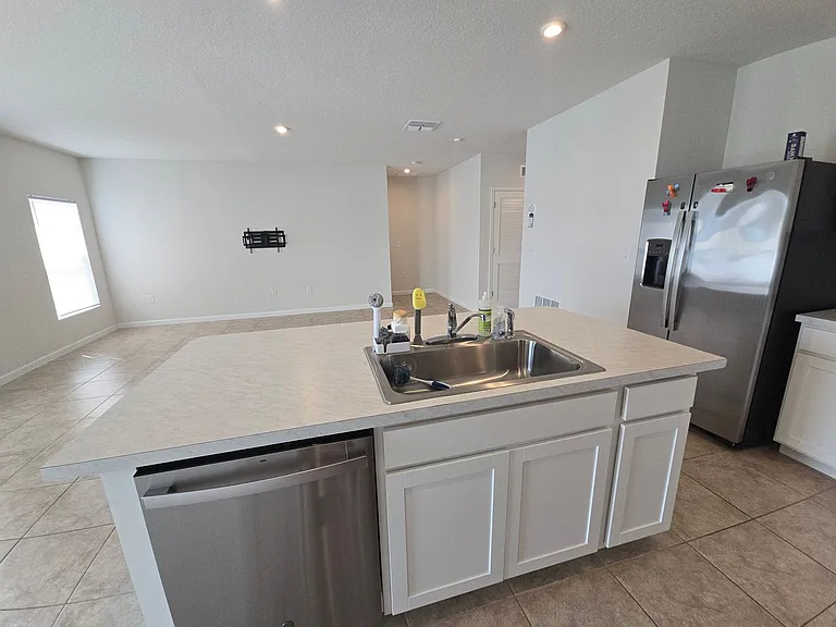 670 Eagle Landing Blvd — Photo 5
