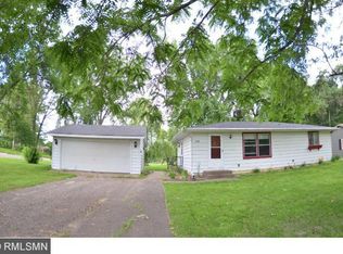 13580 Norelius Ln, Lindstrom, MN 55045