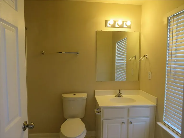 2240 Landing Ridge Dr #61 — Photo 8