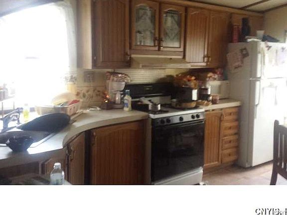 5th image of 5895 Scenic Ave