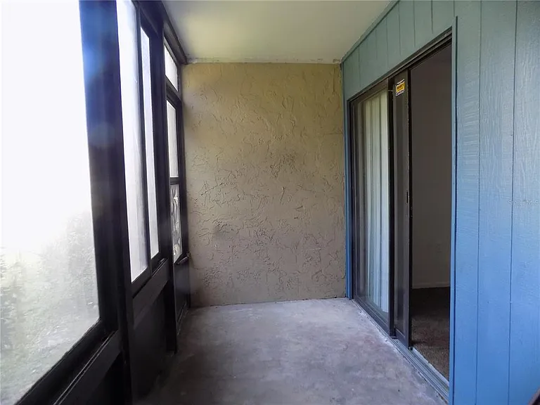 2811 SW Archer Rd #X201 — Photo 16