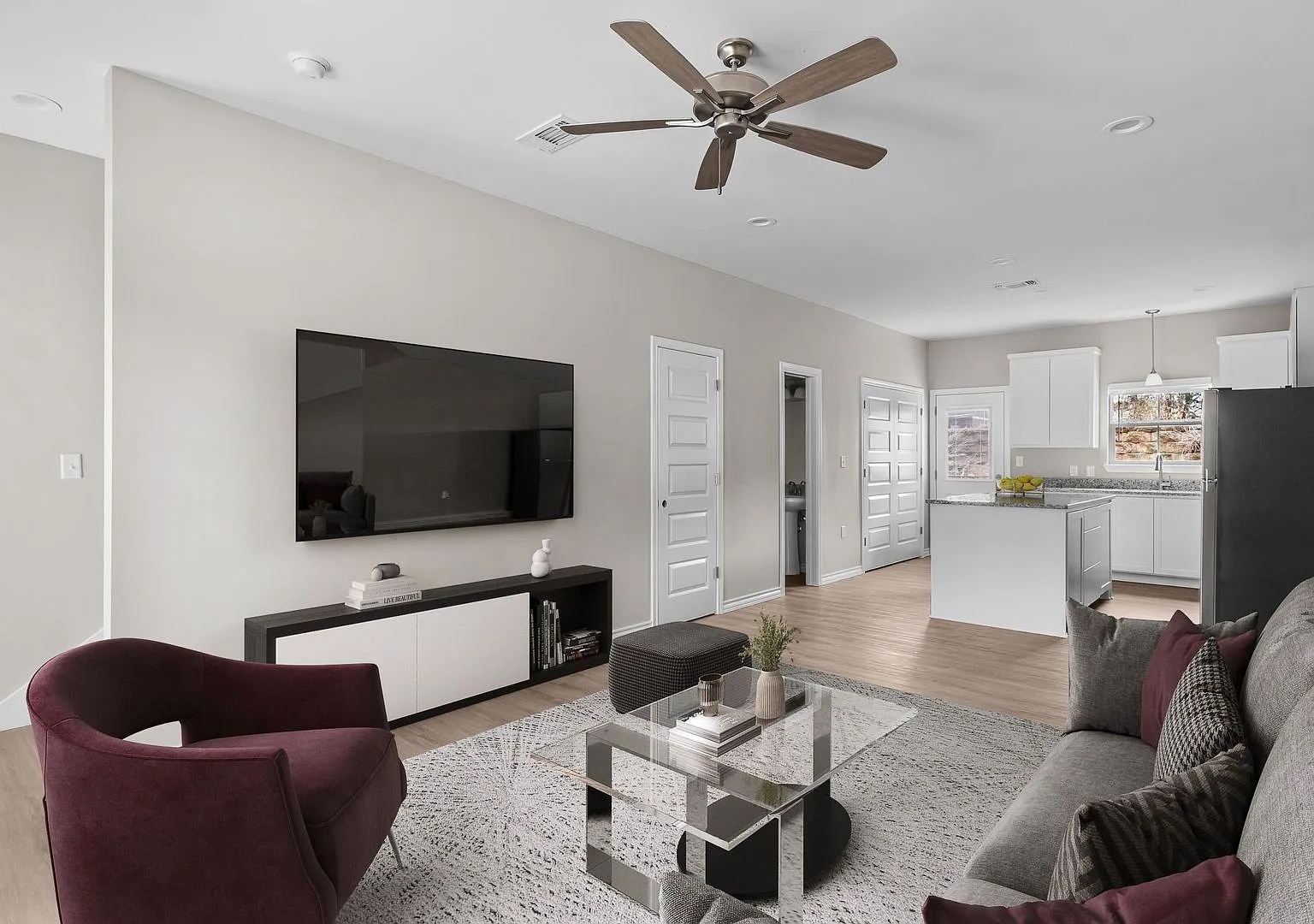 University Townhomes — Photo 3