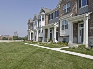 2851 Henley Ln, Naperville, IL 60540
