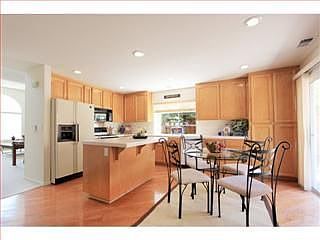 4th image of 1647 Wyndham Dr