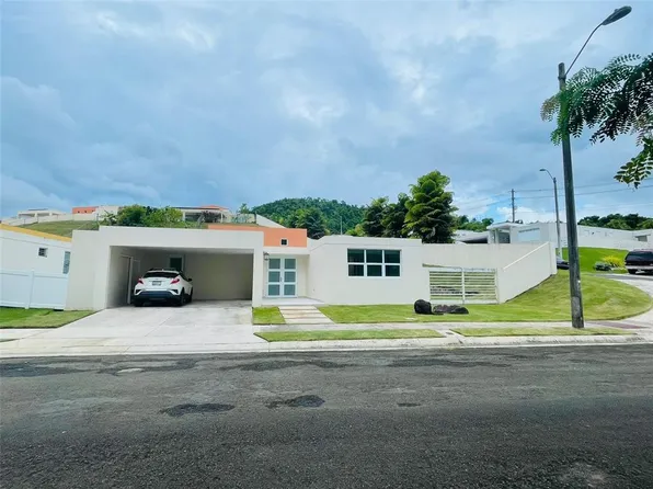 Las Quintas De Altamira Gerona #82, Canovanas, PR 00729