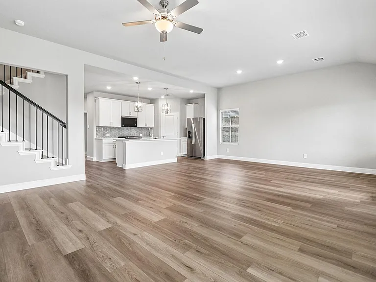 6206 Castamere Dr — Photo 4
