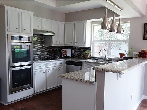 4th image of 312 Peninsula Dr
