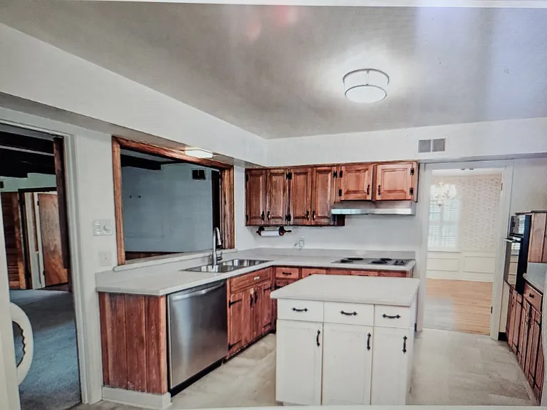 5483 Crescent Ln — Photo 31