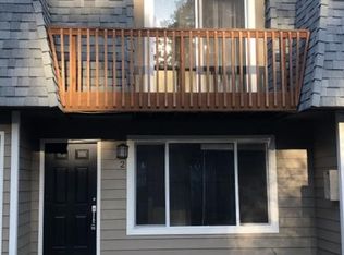 19202 SE River Rd APT 5, Milwaukie, OR 97267