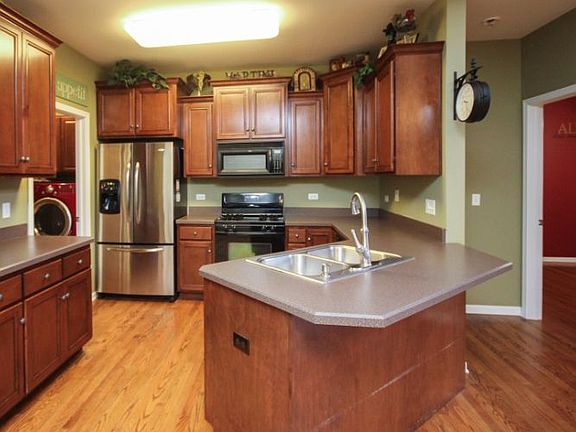 4th image of 2027 Canyon Creek Dr #2027