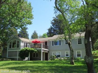 667 Old County Rd, West Tisbury, MA 02575